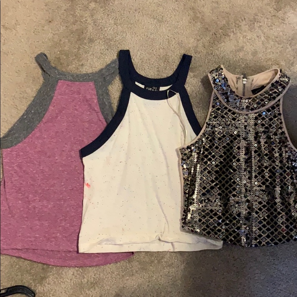 Three Rue 21 crop tops - Picture 1 of 1